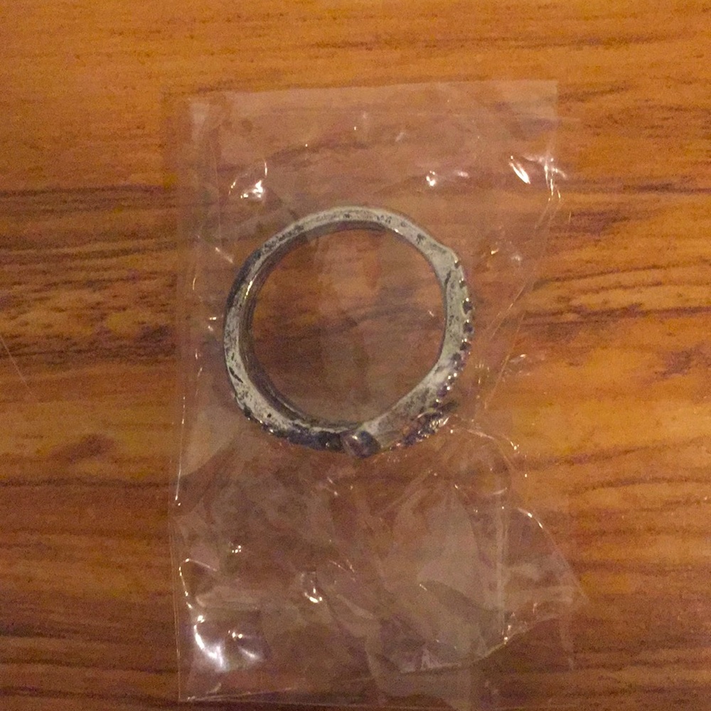 NEW silver octopus tentacle ring size 8 - Picture 3 of 5